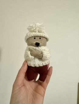 Mini osito con gorrito