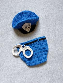Disfraz de policía para la sesión de fotos de niños