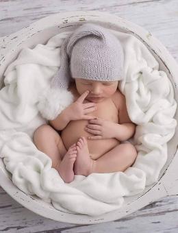 Gorro puntiagudo para la sesión de fotos de recién nacidos